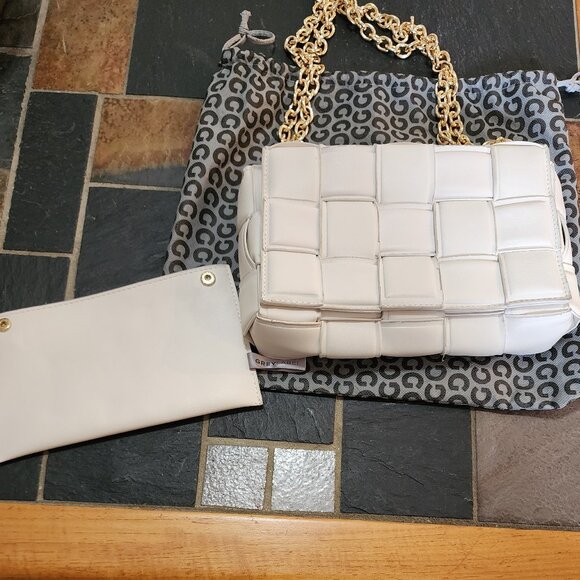 Grey Label Crossbody Bag - Picture 1 of 2